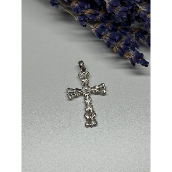 925 STERLING SILVER CZ CROSS - Picture 6 of 6